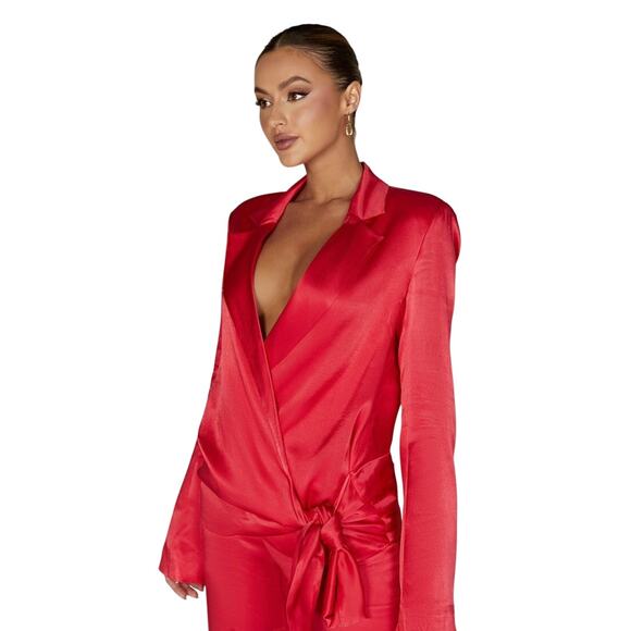 Meshki Aspyn Satin Blazer Jacket Red - Picture 1 of 12